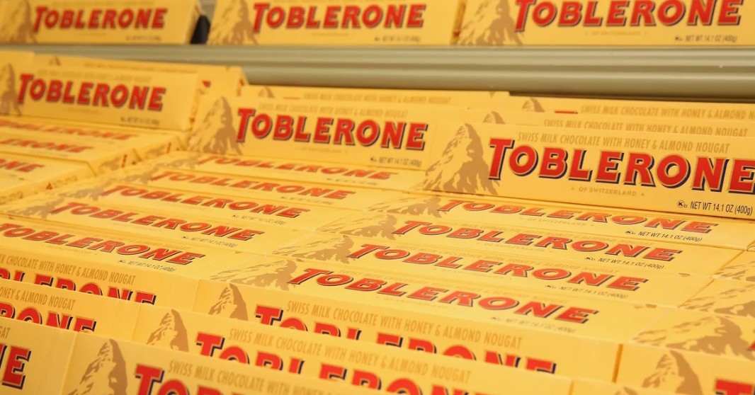 Kolaborasi Toblerone dan Biscoff Siap Bikin Pemburu Cokelat Rela Antre di Costco