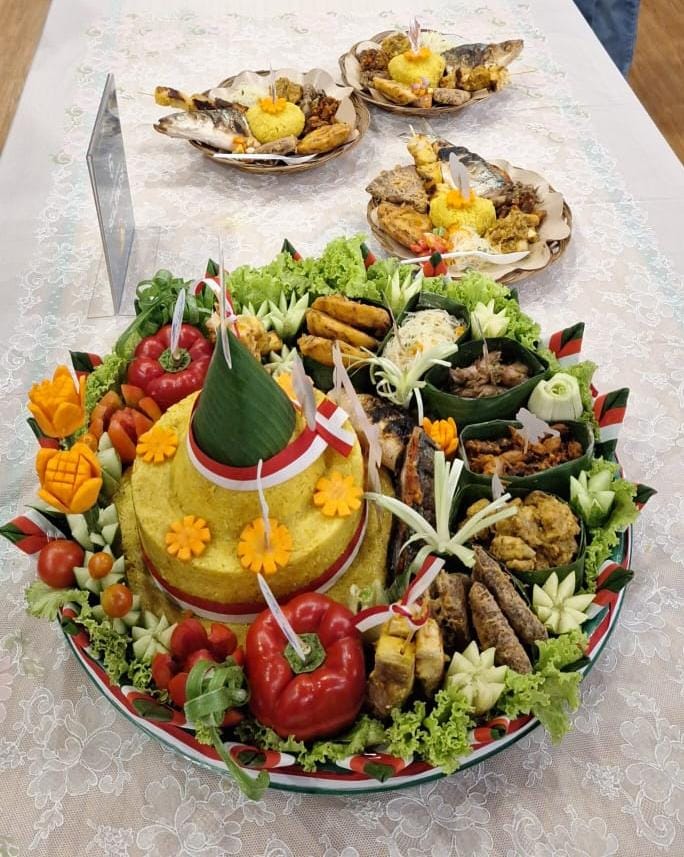 Tumpeng Sulawesi KC Cikarang, Cita Rasa Semangat Kemerdekaan