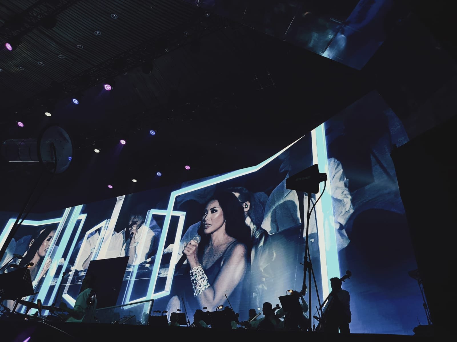 Pecah, Kolaborasi Anggun dengan Penyanyi Muda dan Senior