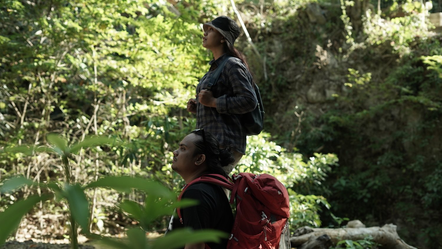 Ini Makna dari Lagu Surga di Timur