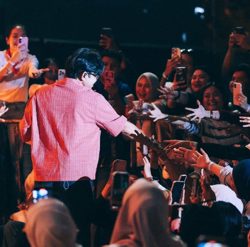 Cara Bejo Jahe Merah Ajak Masyarakat Lawan Angin dengan Musik dan Kehangatan