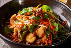  Ide Menu Makan Siang, Resep Salad Ayam Saus Bang Bang