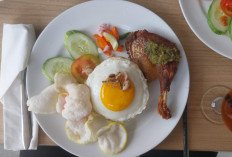 Dari Bekasi, Nasi Goreng Bebek Sambal Hijau Menyentuh Hati