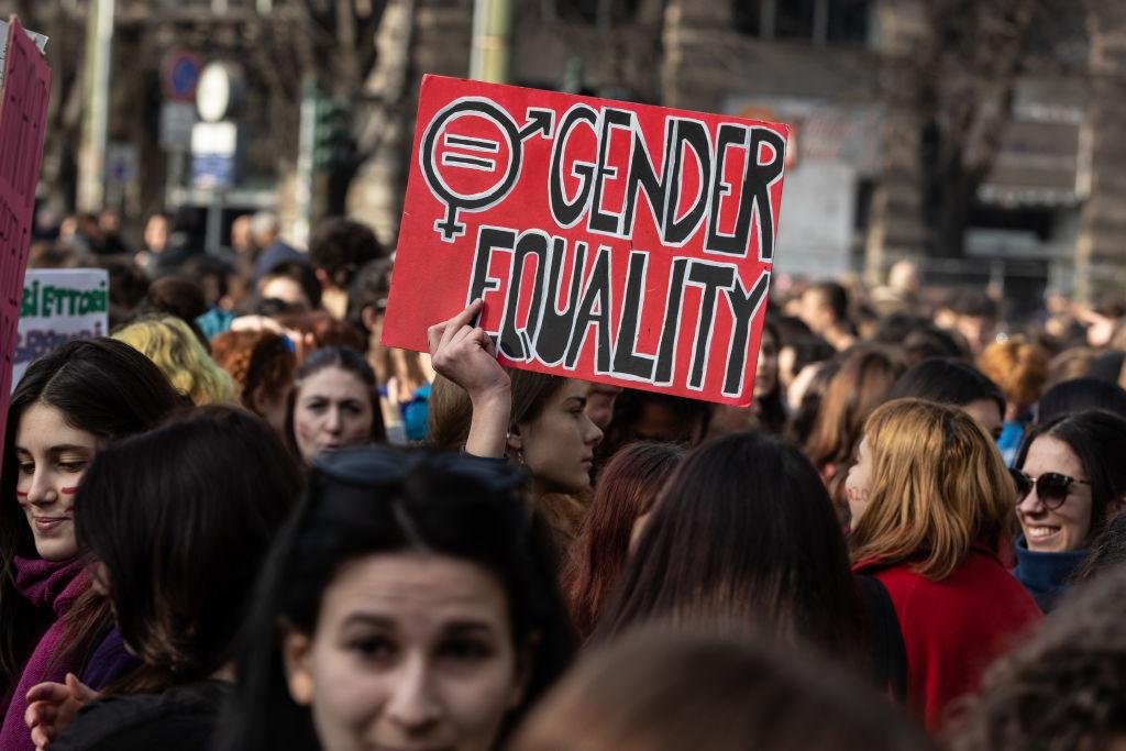 Ironis, Masalah Dunia tentang Perempuan Belum Selesai