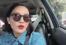 Kisah Single Mom Dian Puspa Sari, Jadi Sopir Taksi Hidupi Tujuh Anak